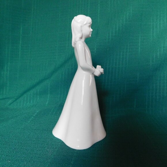 Coalport Moments in Time The Bridesmaid (2003) new in box - Picture 3 of 10